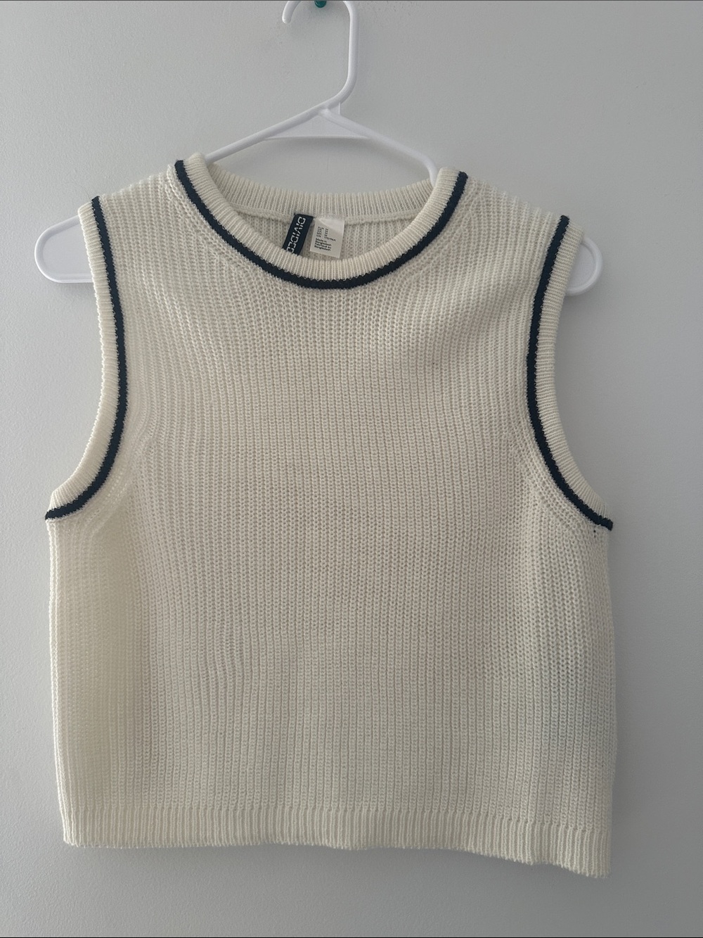 H&M Cream Knit Top with Navy Tag Detail